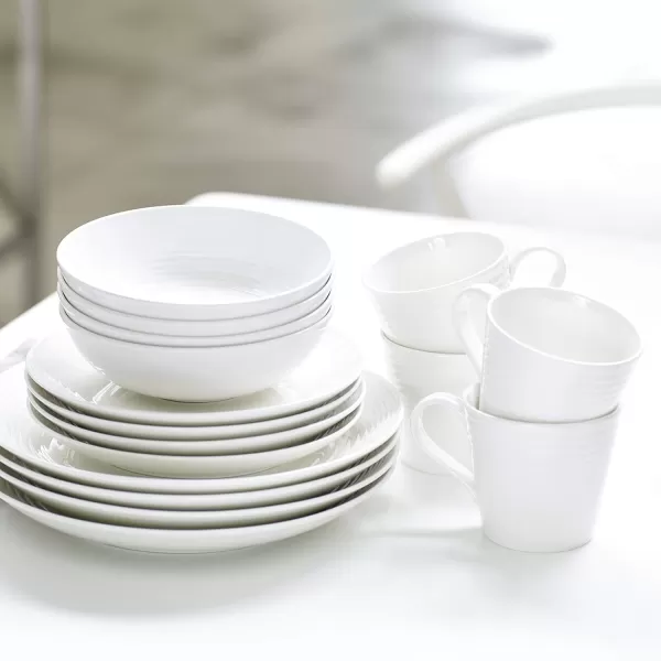 Royal Doulton Exclusively for Gordon Ramsay Maze White Salad plate, 8.8"
