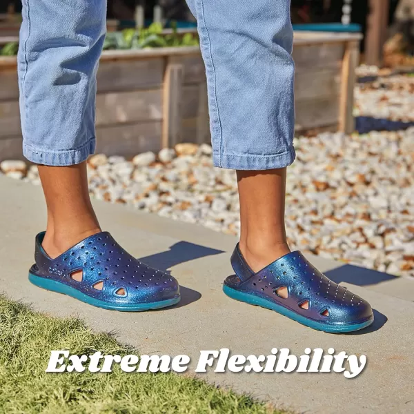 totes Kids Everywear Splash and Play Clog