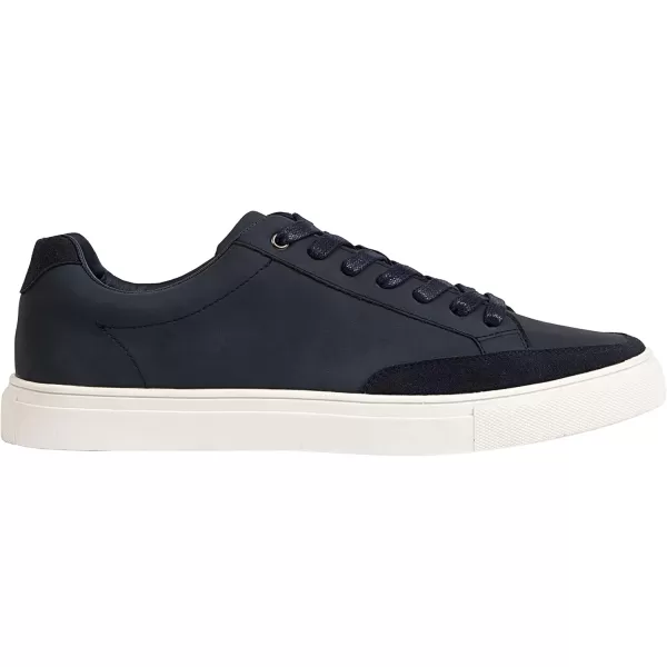 Deer Stags Men's Montie Oxford