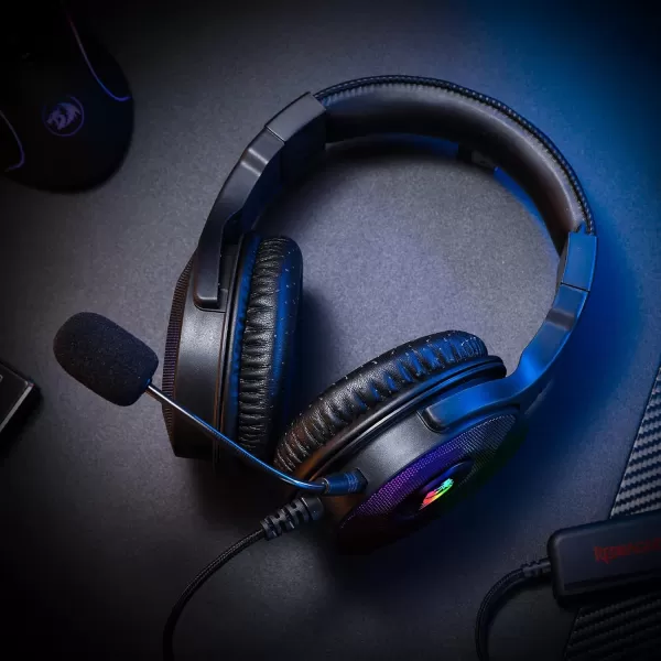 Redragon H350 White Wired Gaming Headset Dynamic RGB Backlight  Stereo SurroundSound  50MM Drivers  Detachable Microphone OverEar Headphones Works for PCPS4XBOX OneNSBlack