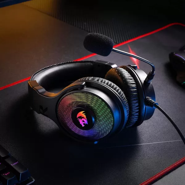 Redragon H350 White Wired Gaming Headset Dynamic RGB Backlight  Stereo SurroundSound  50MM Drivers  Detachable Microphone OverEar Headphones Works for PCPS4XBOX OneNSBlack