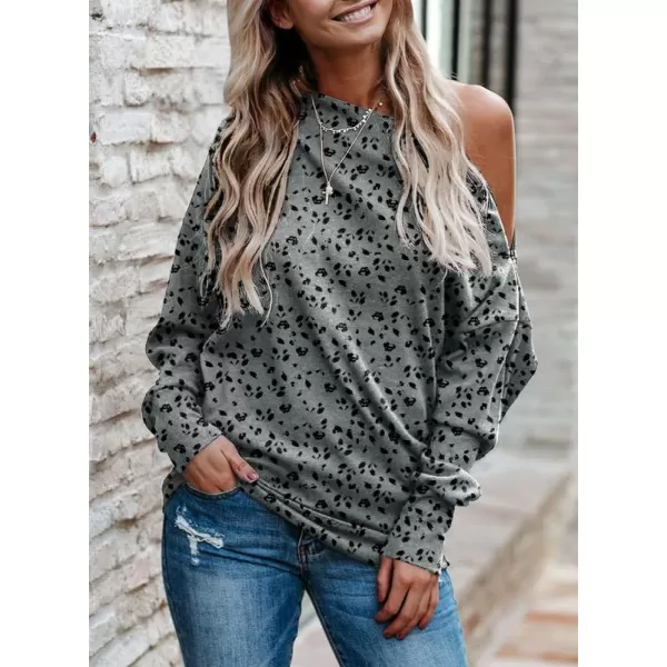 Dokotoo Women's Off The Shoulder Batwing Long Sleeve Sweatshirt Casual Loose Pullover Tops