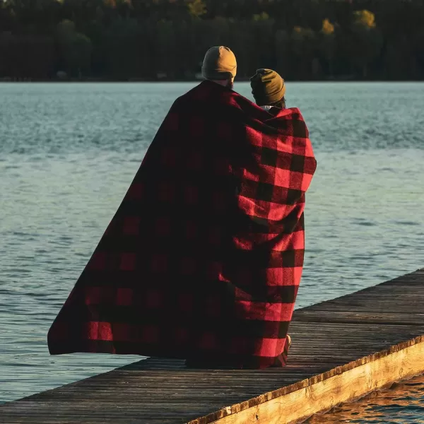 Minus33 Merino Wool  White Mountain Woolen Lodge Twin Blanket  Warm Throw Blanket  Picnic Blanket  80 Recycled Wool  65W x 90L  Brown and Tan PlaidBrown and Tan