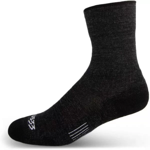 Minus33 Merino Wool Clothing Mountain Heritage Full Cushion Crew Socks Made in USA New HampshireBlack