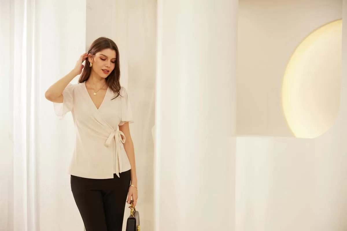 imageGRACE KARIN 2024 Womens Summer Short Sleeve Tops Dressy Casual Chiffon VNeck Wrap Business Work Cute Fitted BlousesApricot