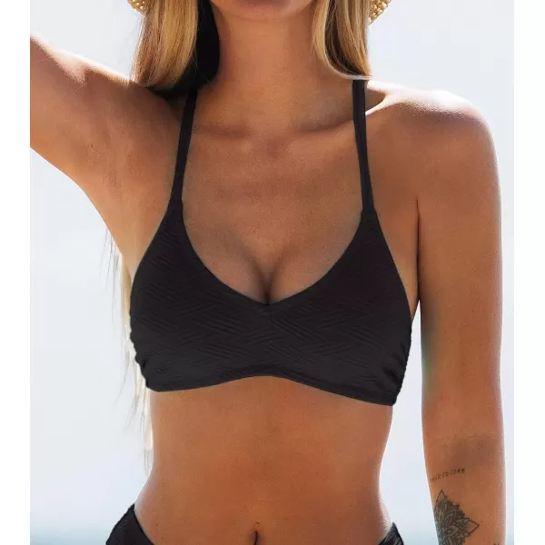 imageCUPSHE Bikini Top for Women Bathing Suit Criss Cross Self Tie Spaghetti Straps V NeckBlack