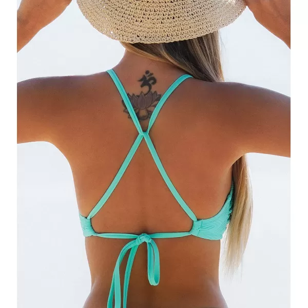 imageCUPSHE Bikini Top for Women Bathing Suit Criss Cross Self Tie Spaghetti Straps V NeckBlue