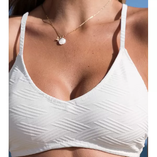 imageCUPSHE Bikini Top for Women Bathing Suit Criss Cross Self Tie Spaghetti Straps V NeckWhite