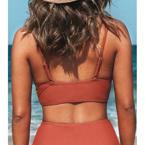 imageCUPSHE Bikini Top for Women Bathing Suit V Neck Adjustable Spaghetti Straps Twist FrontBrick Red
