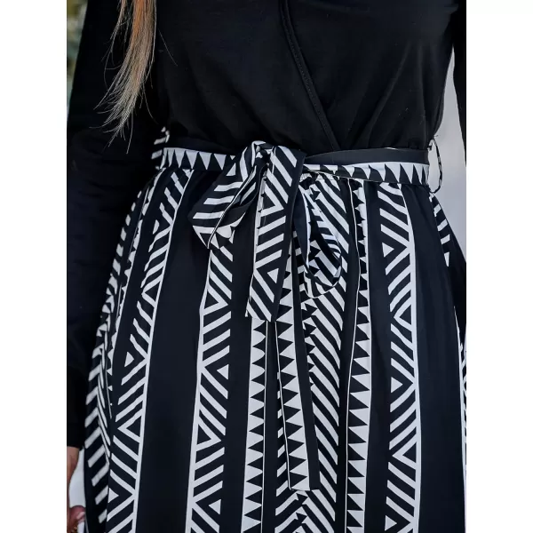imageCUPSHE Paisley Print Belted Dress Short Sleeves Crew Neck Dresses Casual SummerBlackv Neck