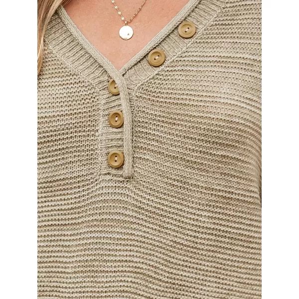 imageCUPSHE Women Chunky Knit Buttoned VNeck Sweater Ribbed Trim Drop Long Sleeve SweatersKhaki