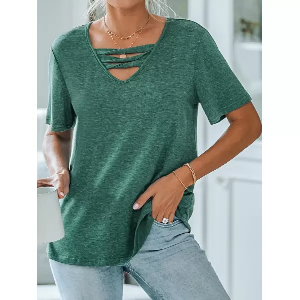imageCUPSHE Women Cutout LaceUp Tee Short Sleeves Tops V Neck ShirtsGreen