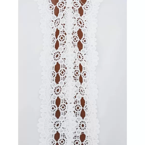 imageCUPSHE Women Lace Trim Sleeveless VNeck Cami Tops Casual Solid Tank TopsWhite