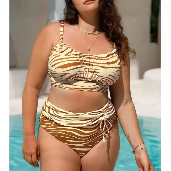 imageCUPSHE Women Plus Size Bikini Top Scoop Neck Bathing Suit Adjustable Straps Swimsuit Top Zebra PrintYelllow and Brown