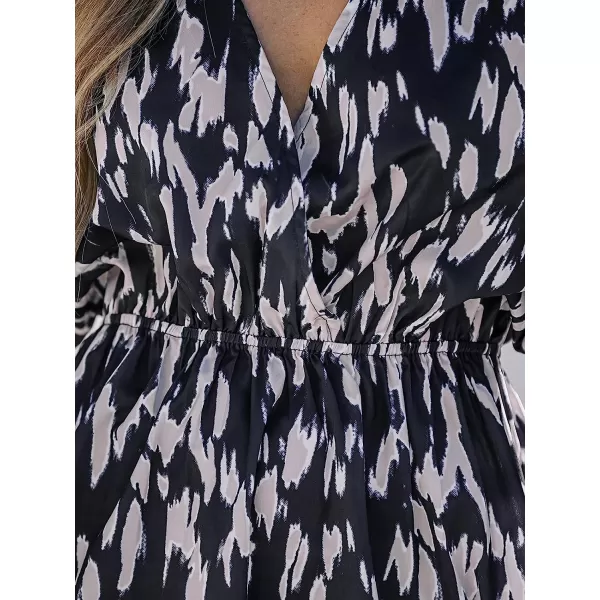 imageCUPSHE Women Summer Short Sleeve Wrap VNeck Print Short Dress Elastic WaistBlack
