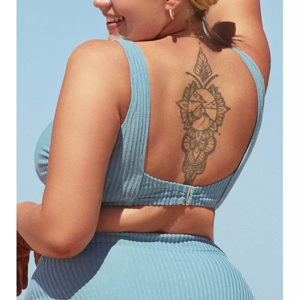 imageCUPSHE Women Swimsuit Plus Size Bikini Top Ribbed Texture Knotted Front Widen Trim with Fixed Wide StrapsLight Blue