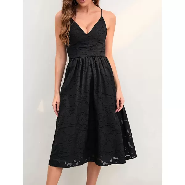 imageCUPSHE Women V Neck Backless Elastic Waist Maxi Slip Dress with Split SideBlack
