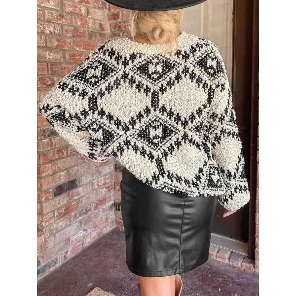 imageCUPSHE Womens Chenille Knit V Neck Fall Sweaters Long Sleeves Pullover with Ribbed TrimBeige