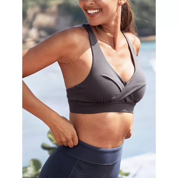 imageCUPSHE Womens High Impact Twist Tank Sports Bra Cutout Pull Over Wide Straps LightweightGray