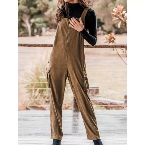 imageCUPSHE Womens Jumpsuits ZipUp Cargo Jumpsuit Sleeveless Straight Neck Outfit CasualBrown