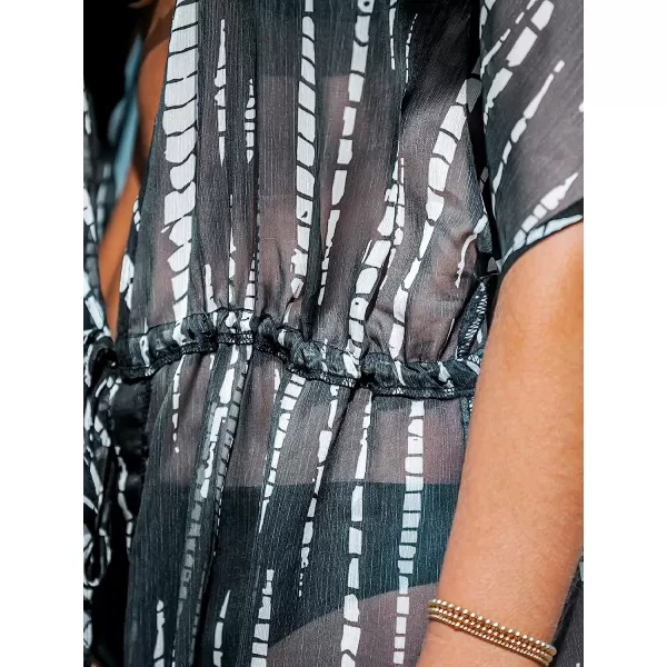 imageCUPSHE Womens Kimono Animal Print Open Front Cover Up Loose Bathing SuitBlack