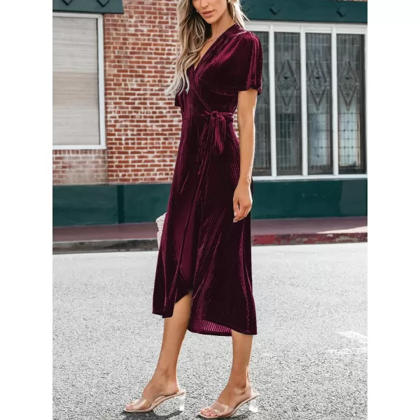 imageCUPSHE Womens Midi Dress Emerald V Neck Belted Short Sleeve Ribbed Knit Flowy Party Cocktail DressesBurgundy
