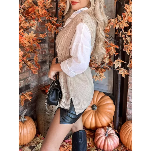 imageCUPSHE Womens Pullover Sweater Vest Fall Winter V Neck Casual Sleeveless Knit SweaterApricot