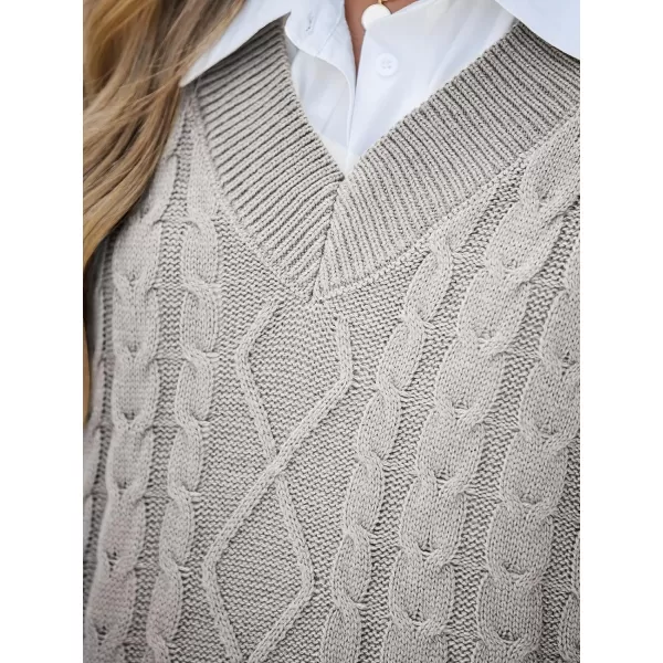 imageCUPSHE Womens Pullover Sweater Vest Fall Winter V Neck Casual Sleeveless Knit SweaterGray