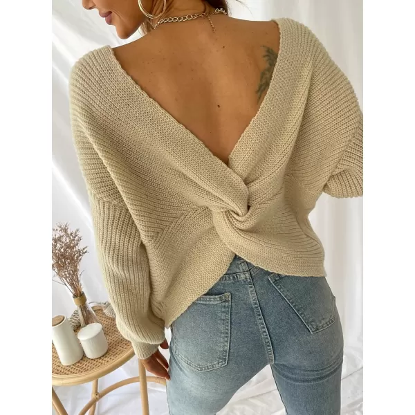 imageCUPSHE Womens Round Neck Sweater Ribbed Knit Twist Back Pullover with Long SleevesWhite