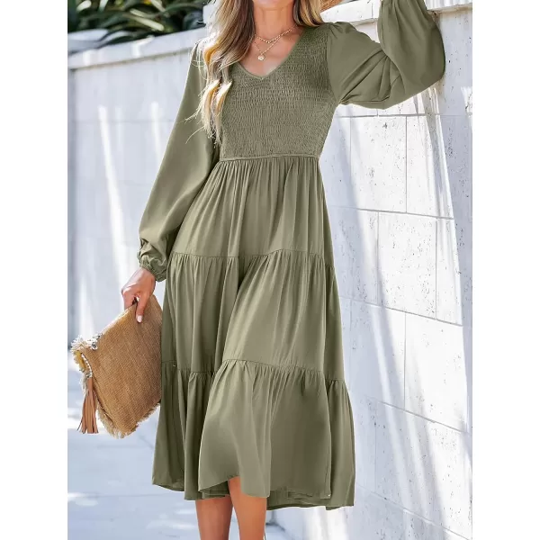 imageCUPSHE Womens VNeck Maxi Dress Long Sleeves Dresses Smocked Long Dressing CasualGreen