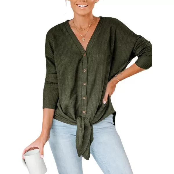 imageCUPSHE Women Emerald Knotted TieFront Tee Long Sleeve Tops V Neck ShirtsGreen