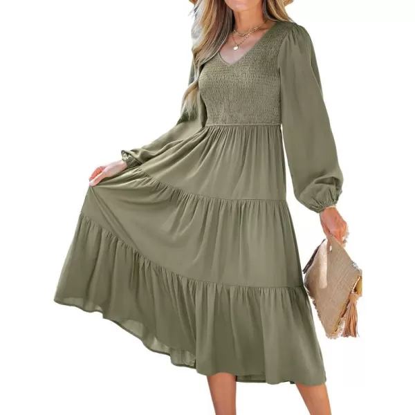 imageCUPSHE Womens VNeck Maxi Dress Long Sleeves Dresses Smocked Long Dressing CasualGreen