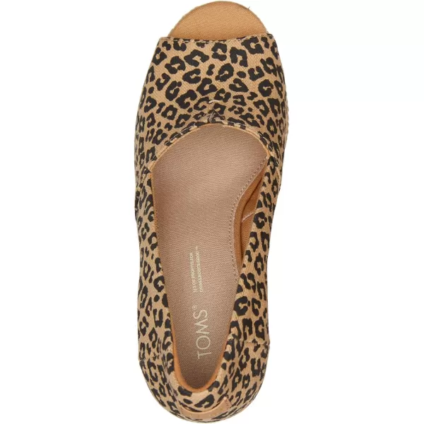 TOMS Womens Michelle SandalNatural Textured Small Leopard