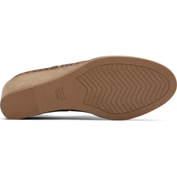 imageTOMS Womens Kallie Cutout BootDark Ember