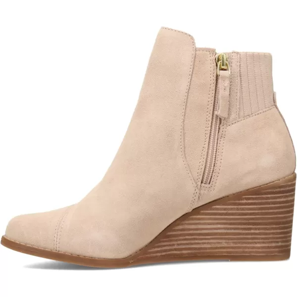 imageTOMS Womens Sadie BootSand Suede