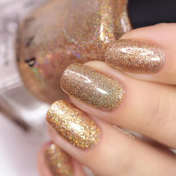 ILNP Happy Hour  Vibrant Gold Holographic Ultra Metallic Nail PolishILNP Happy Hour  Vibrant Gold Holographic Ultra Metallic Nail Polish