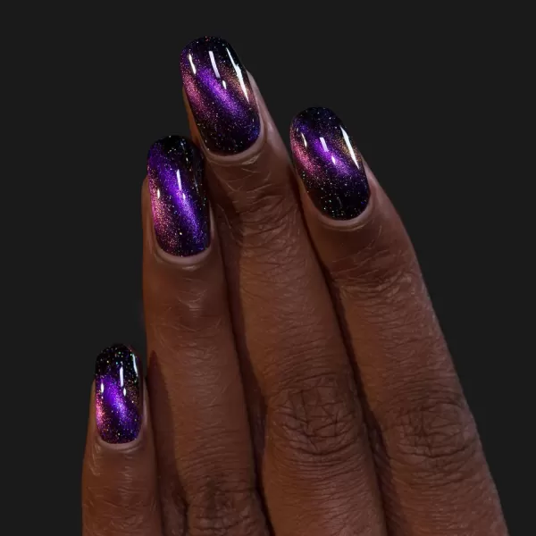 ILNP High Roller  BlackBased Purple Magnetic Holographic Nail PolishILNP High Roller  BlackBased Purple Magnetic Holographic Nail Polish