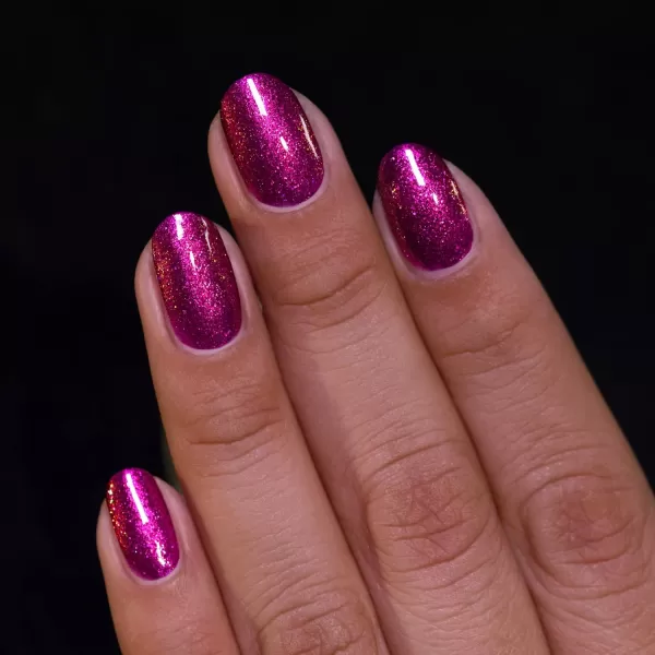 ILNP Showstopper  Vivid Magenta Shimmer Nail PolishILNP Showstopper  Vivid Magenta Shimmer Nail Polish