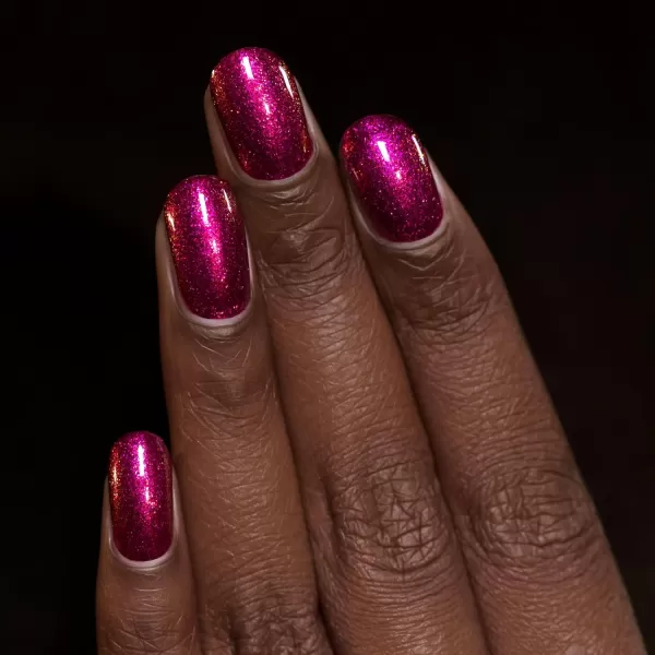 ILNP Showstopper  Vivid Magenta Shimmer Nail PolishILNP Showstopper  Vivid Magenta Shimmer Nail Polish