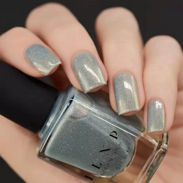 ILNP Clever Girl  Bluish Grey Holographic Nail PolishILNP Clever Girl  Bluish Grey Holographic Nail Polish