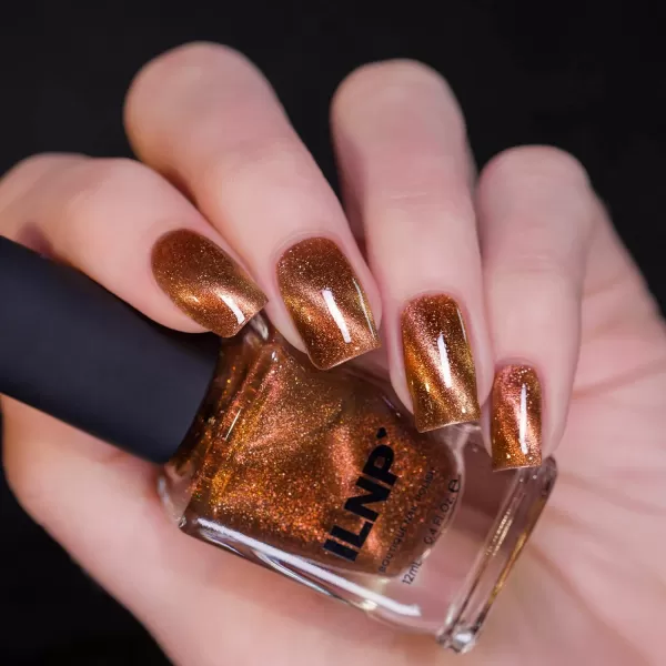 ILNP Fawn  Radiant Bronze Magnetic Nail PolishILNP Fawn  Radiant Bronze Magnetic Nail Polish