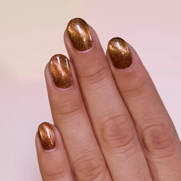 ILNP Fawn  Radiant Bronze Magnetic Nail PolishILNP Fawn  Radiant Bronze Magnetic Nail Polish