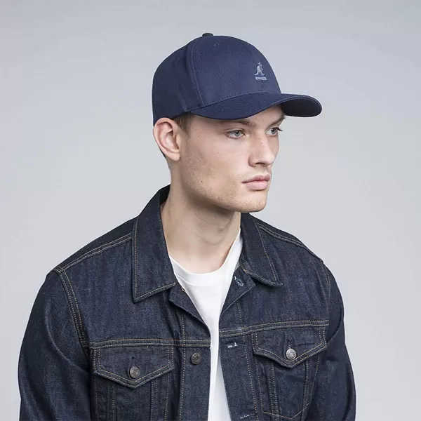 The Kangol Sport Collection Mens Wool Flexfit Baseball CapDark Blue