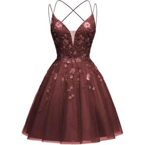 imageTulle Homecoming Dresses for Teens Sparkly Short Prom Dresses Spaghetti Strap Plus Size Formal DressBurgundy