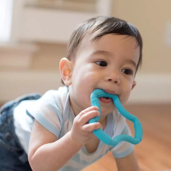 Dr. Brown's Natural Flow Anti-Colic Options+ Special Edition Blue Baby Bottle Gift Set with Soft Sippy Spout Transition Cup, Flexees Teether, Bottle Cleaning Brush and Travel Caps