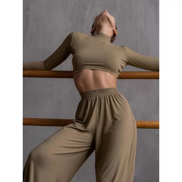 LYANER Women's 2 Piece Outfits Mock Neck Long Sleeve Crop Tops and Wide Leg Pants Set