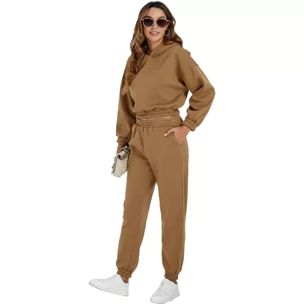 LYANER Women's 2 Piece Outfits Sweatsuits Tracksuit Hoodie Sweatshirt Matching Sweatpants Lounge Set