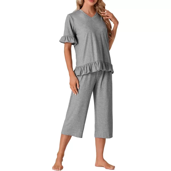 LYANER Women's Pajamas Set Short Sleeve Sleepwear and Capri Pants Loungewear Soft Pjs Sets