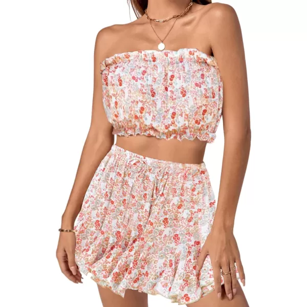 LYANER Women's Summer Two Piece Outfits Boho Floral Strapless Tube Tops and Shorts Sets