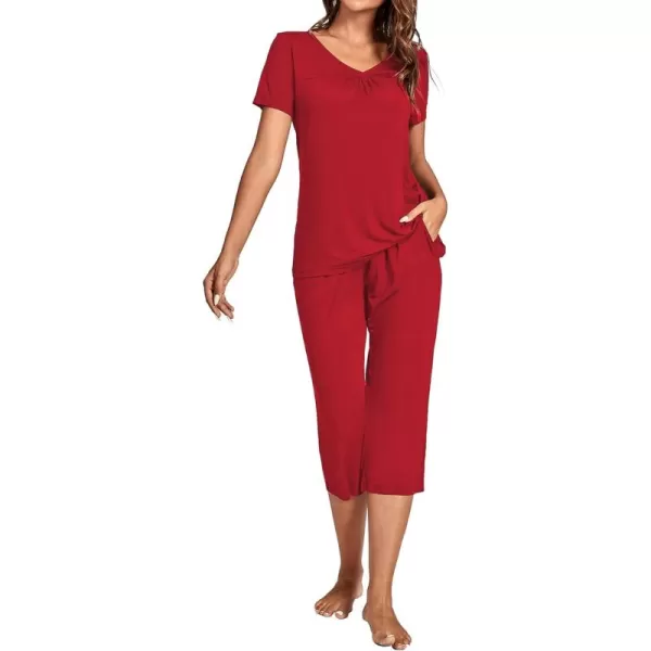 LYANER Women's Pajamas Set Soft Pleated Short Sleeve Top and Capri Lounge Pants Lounge Sleepwear PJs Set